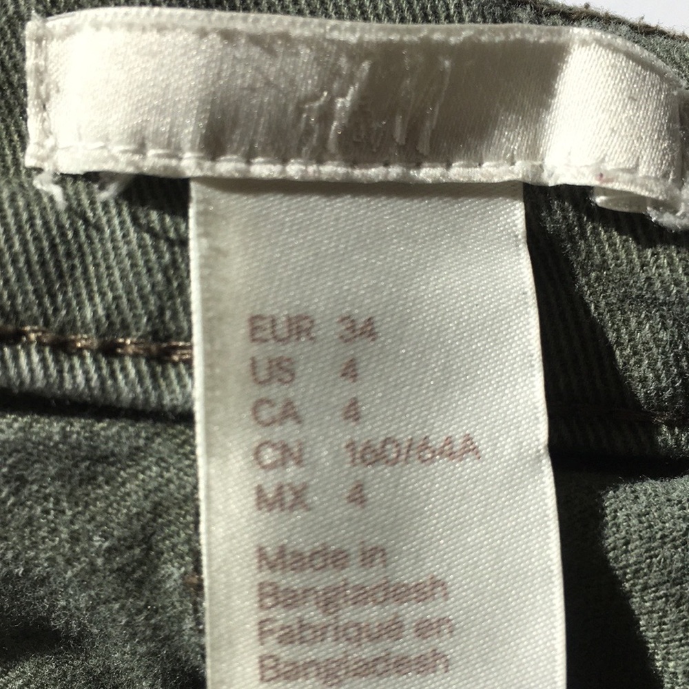 Green H&M Shorts - Picture 2 of 4